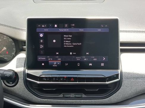 Used 2022 Jeep Compass Latitude w/ Sun and Sound Group FWD image 20