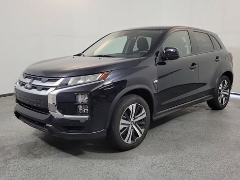 Used 2025 Mitsubishi Outlander Sport AWD image 3