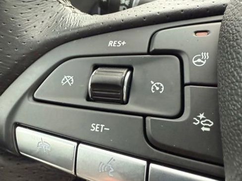 Used 2024 Cadillac XT4 Sport image 47