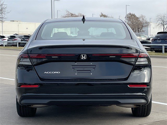 New 2026 Honda Accord LX image 5