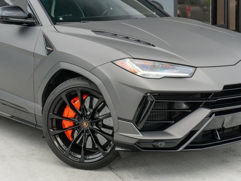Used 2023 Lamborghini Urus S AWD/4WD image 32