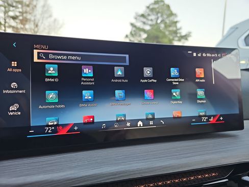 New 2026 BMW 330i Sedan w/ M Sport Package image 23