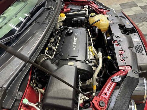 Used 2014 Chevrolet Sonic LT image 28