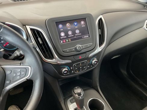 Used 2020 Chevrolet Equinox LT AWD/4WD image 13