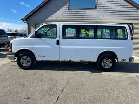 Used 2006 GMC Savana 2500 image 8