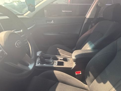 Used 2020 Kia Optima LX FWD image 31