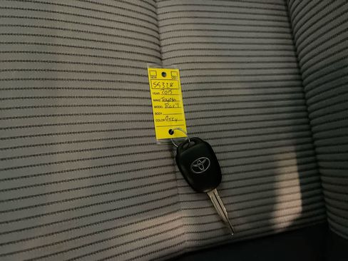 Used 2015 Toyota RAV4 XLE image 26