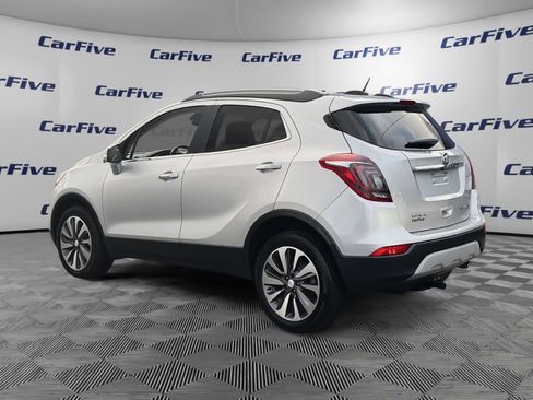 Used 2018 Buick Encore Preferred image 3