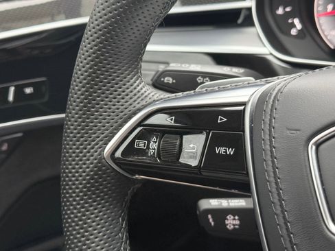 Used 2022 Audi S8 image 17