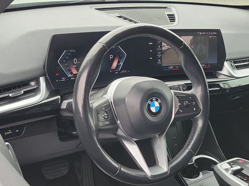 Used 2023 BMW X1 xDrive28i AWD/4WD image 19