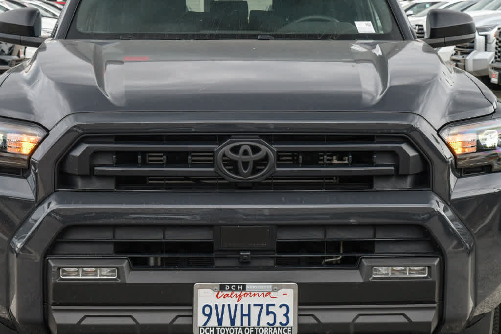 Used 2025 Toyota 4Runner SR5 RWD image 5