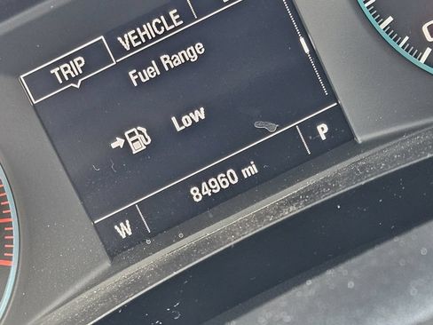 Used 2020 Chevrolet Traverse LS FWD image 12