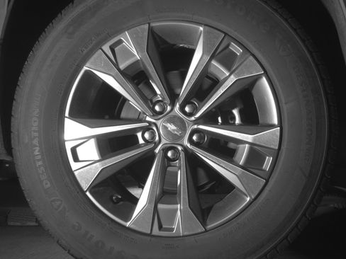 Used 2025 Chevrolet Equinox LT FWD image 15