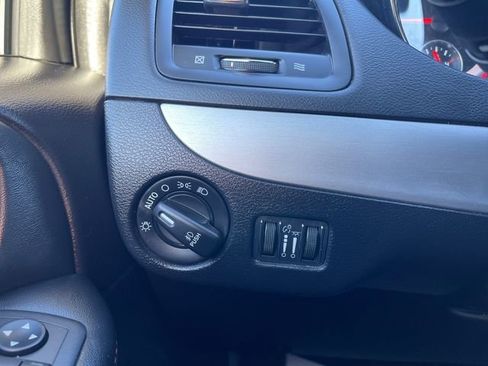 Used 2018 Dodge Grand Caravan GT image 23