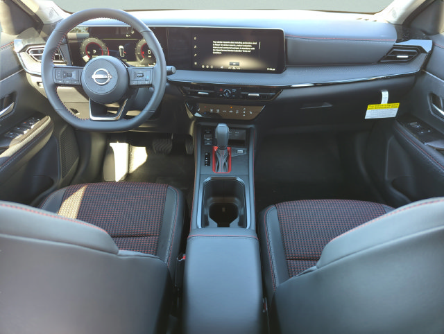 Used 2026 Nissan Kicks SR w/ Cold Weather Package FWD image 15