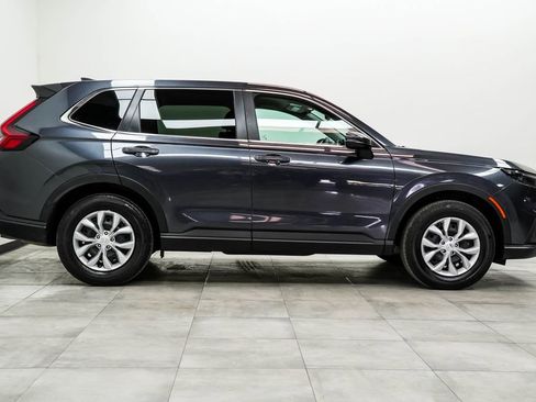 Used 2025 Honda CR-V LX image 10