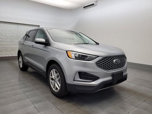 Used 2024 Ford Edge SEL image 13