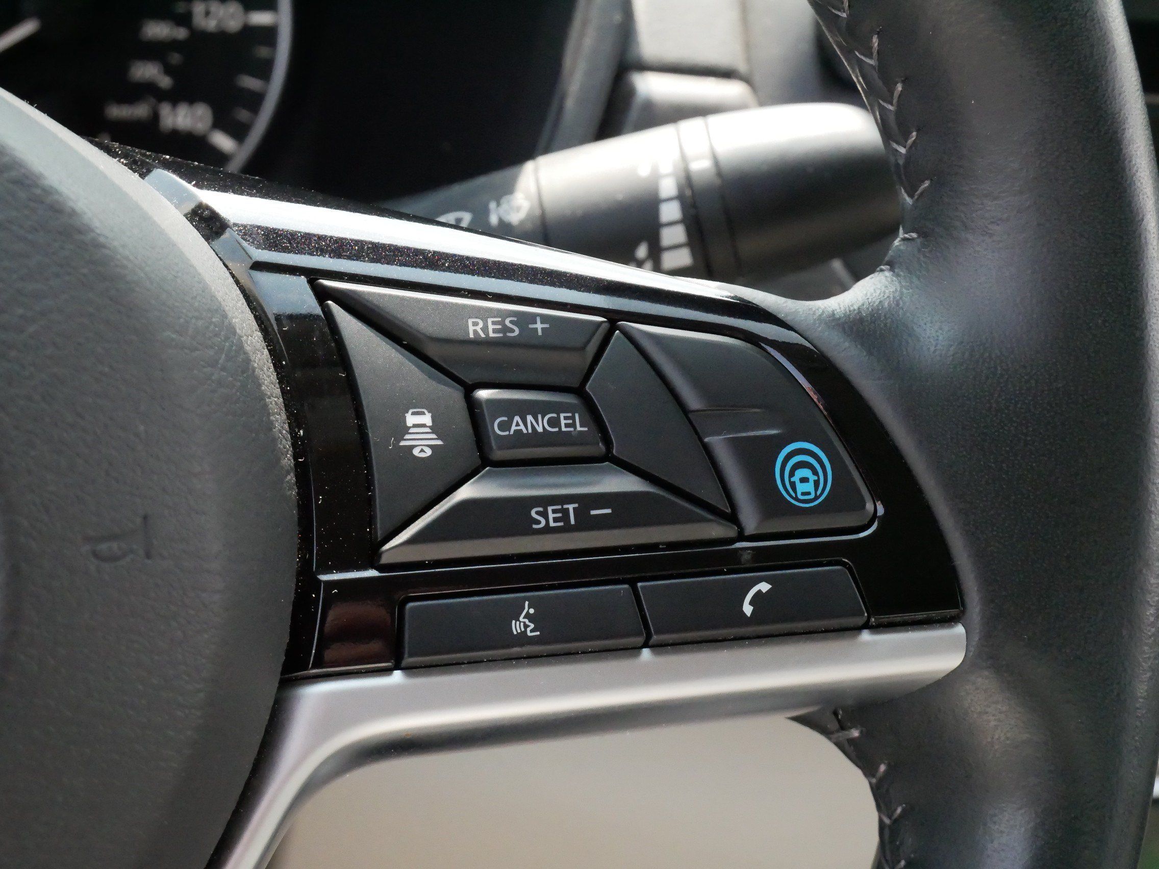 Used 2023 Nissan Altima 2.5 SL AWD/4WD image 25