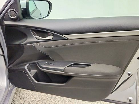 Used 2018 Honda Civic EX image 23