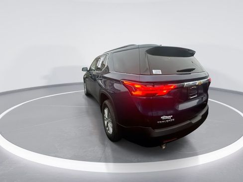 Used 2023 Chevrolet Traverse LT FWD image 6