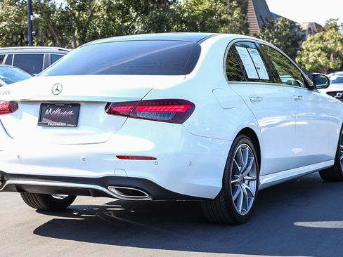 Used 2022 Mercedes-Benz E 350 Sedan w/ Driver Assistance Package image 9