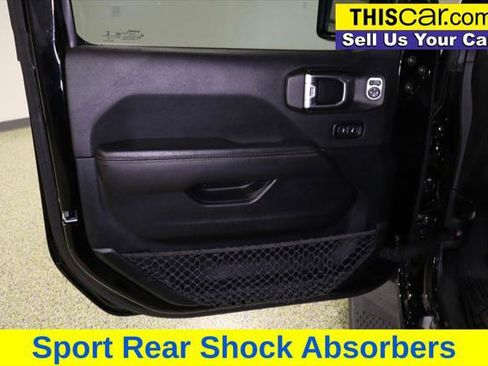 Used 2022 Jeep Gladiator Overland image 22