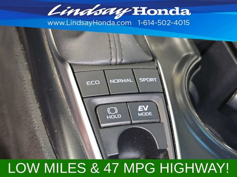 Used 2018 Toyota Camry SE FWD image 20