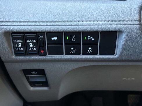 Used 2019 Honda Odyssey Touring image 27