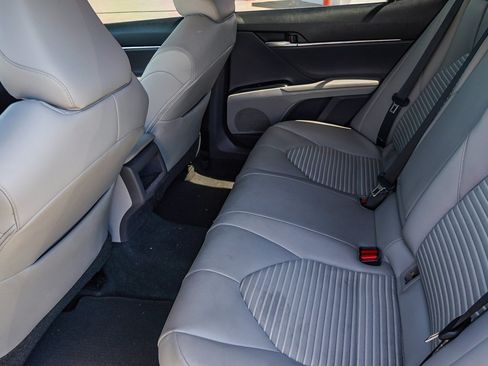 Used 2018 Toyota Camry SE w/ Audio Package FWD image 20