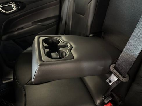 New 2025 Jeep Compass Trailhawk w/ Trailhawk Elite Group image 19