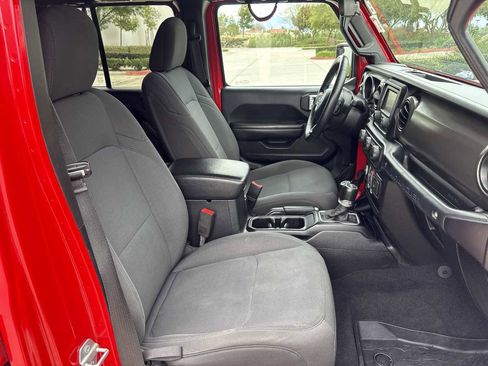 Used 2020 Jeep Wrangler Unlimited Sport S AWD/4WD image 17