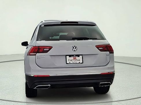 Used 2018 Volkswagen Tiguan SE FWD image 5