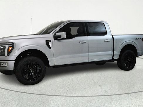 Used 2025 Ford F150 Platinum AWD/4WD image 2