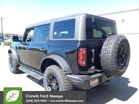 New 2026 Ford Bronco Badlands image 5