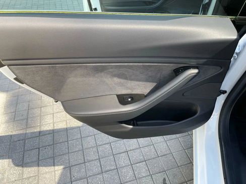 Used 2020 Tesla Model 3 Standard Range Plus RWD image 26