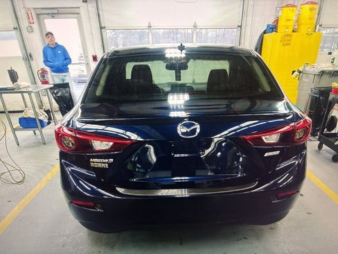 Used 2017 MAZDA MAZDA3 Grand Touring w/ Premium Equipment Package image 4