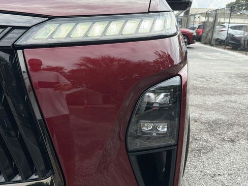 Used 2025 INFINITI QX80 Autograph AWD/4WD image 9