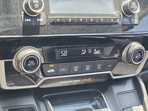 Used 2018 Honda CR-V LX image 15