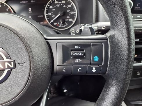 Used 2024 Nissan Rogue SV AWD/4WD image 14