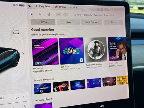 Used 2018 Tesla Model 3 Long Range image 23