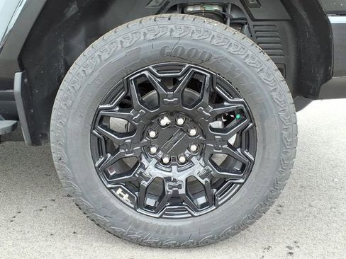 New 2025 GMC Hummer EV 2X AWD/4WD image 10