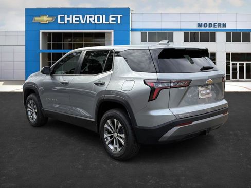 New 2026 Chevrolet Equinox LT image 3