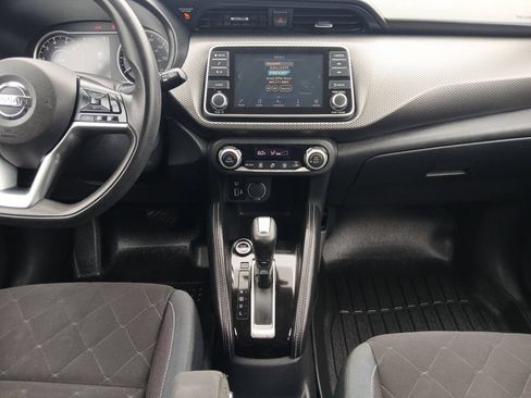 Used 2020 Nissan Kicks SV FWD image 11