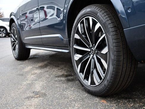New 2026 Volvo XC90 B6 Ultra w/ Protection Package Premier AWD/4WD image 9