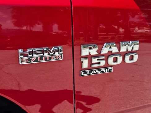 Certified 2019 RAM 1500 Classic SLT RWD image 13