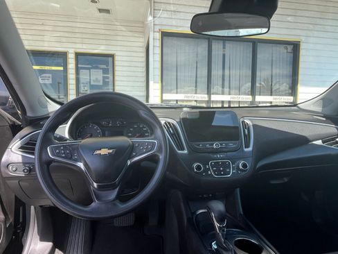 Used 2024 Chevrolet Malibu LT image 24