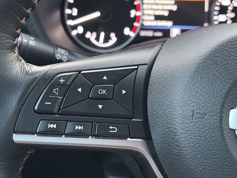 Certified 2023 Nissan Sentra SR w/ SR Premium Package image 21