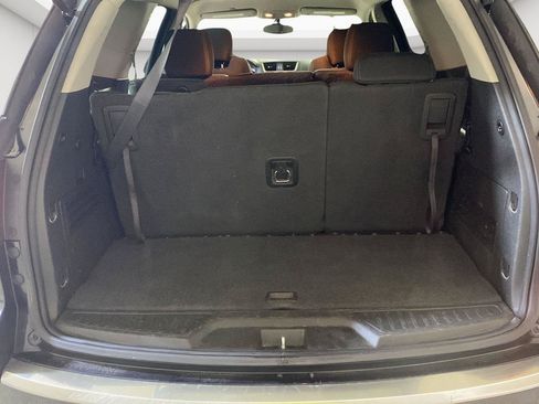 Used 2014 GMC Acadia SLE FWD image 22