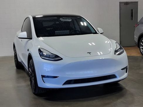 Used 2020 Tesla Model Y Long Range AWD/4WD image 4