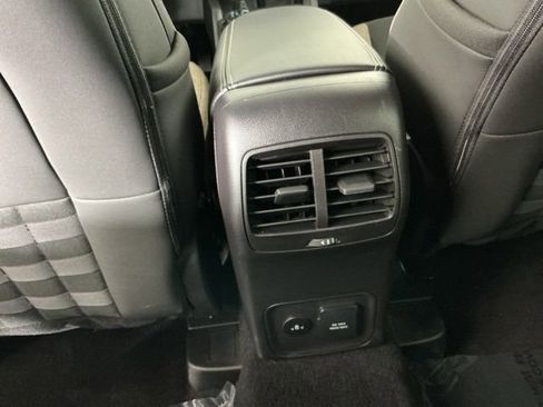 Used 2025 Ford Bronco Sport Big Bend AWD/4WD image 24